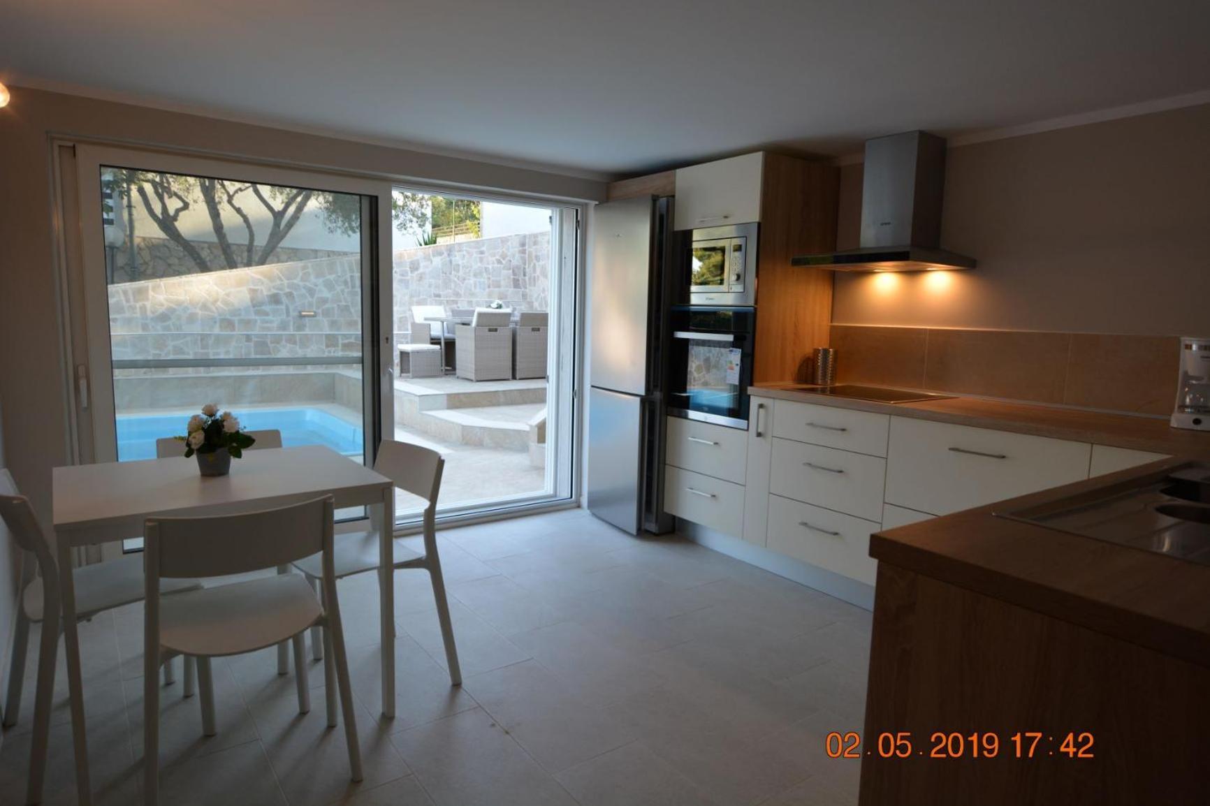 Sealodge - Luxe Villa, Private Pool, Mooring, Parking, Sea & Mountain View, At 150 M From Idyllic Private Beach Rogač 外观 照片